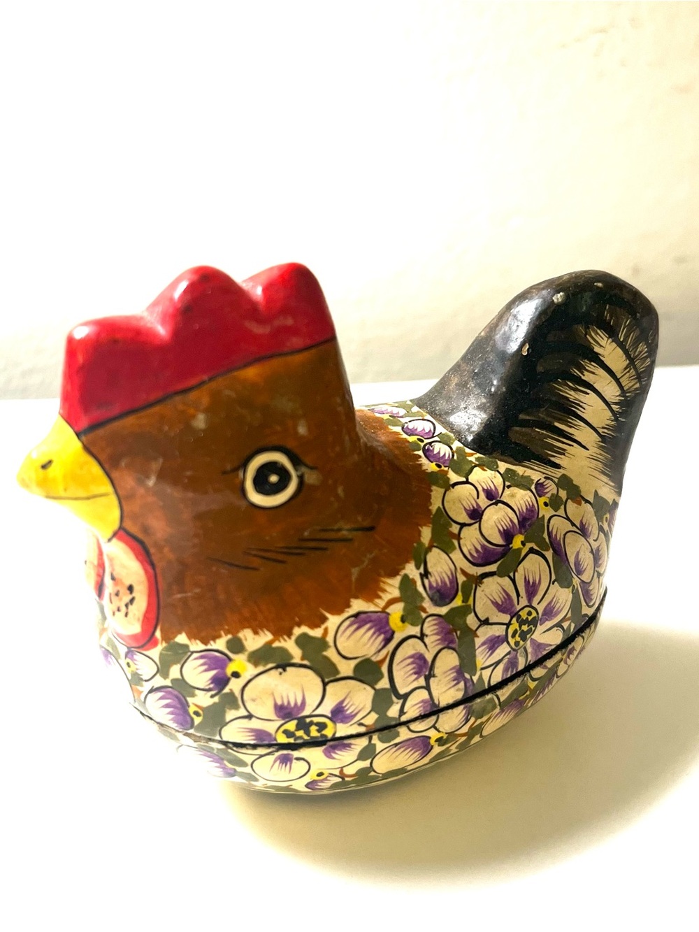 Vintage Kashmiri Papier-Mâché Hand Painted Chicken Trinket Box